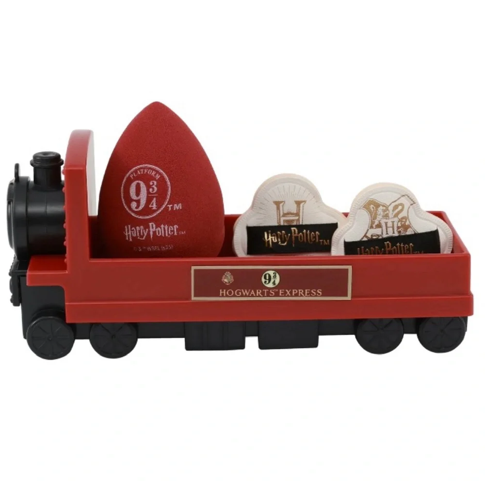 Profusion Cosmetics: Harry Potter Hogwarts Express 3 pc. Sponge and Holder Set